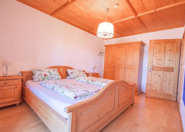 Oberkollerhof Apartamento *